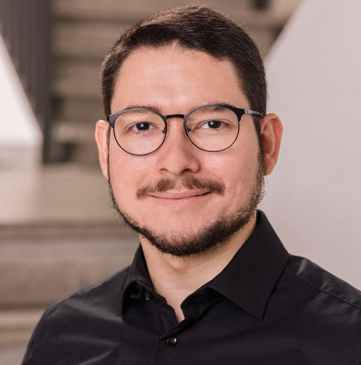 Prof. Dr. Denis Mayr Lima Martins